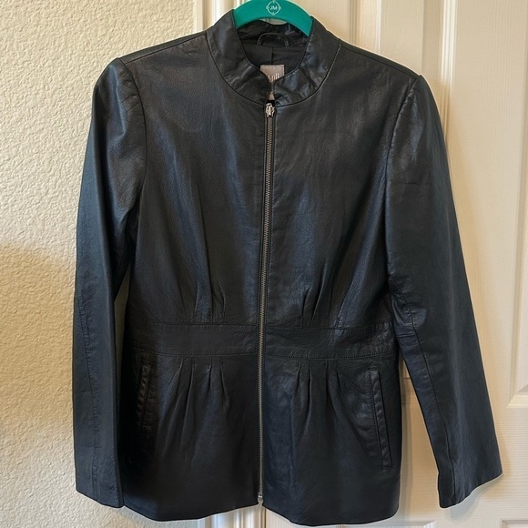 J. Jill leather black jacket zippered slight peplum size XS great condition - Picture 3 of 10